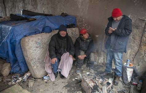 Keeping Warm Where Do The Homeless Go When It Gets Cold Medill