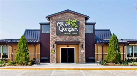 24, and will be closed friday, dec. Olive Garden is now serving 'Italian nachos'