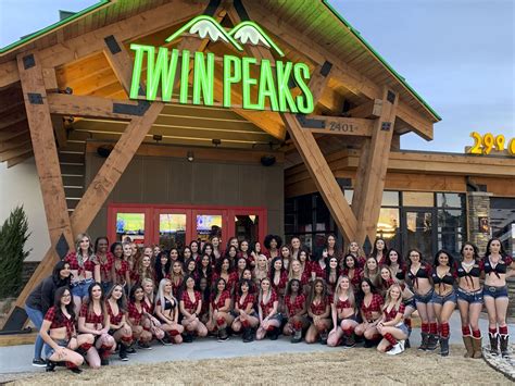 Twin Peaks Babes Meet The Girls In Plaid Uniform That Are Ready To Serve You