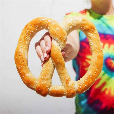 National Pretzel Day Freebies And Deals Vegas Living On The Cheap