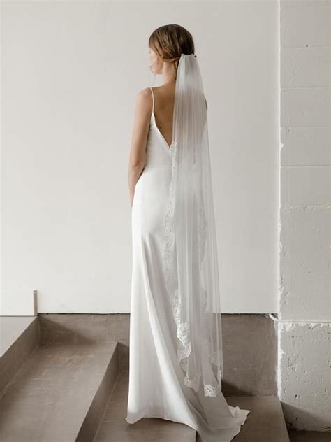 We did not find results for: Schleier mit Blumenspitze aus Soft Tüll - Rosà | Schleier ...