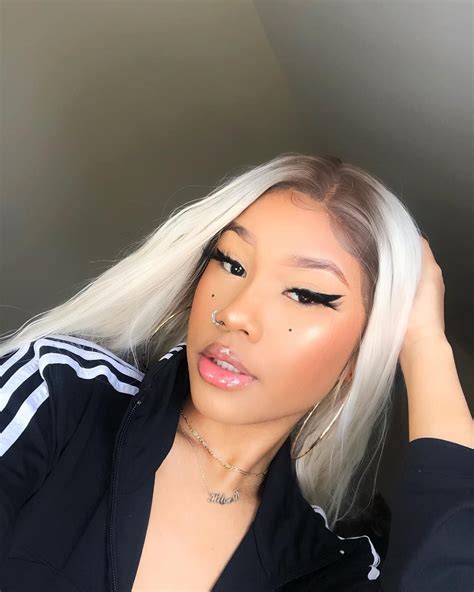 This channel help you find out more about your aesthetic and how you can be the best version of your aesthetic.😊💕 just choose your aesthetic playlist. Pin by Cayla ️ on Makeup in 2020 | Baddie hairstyles, Aesthetic hair, Hair inspo color