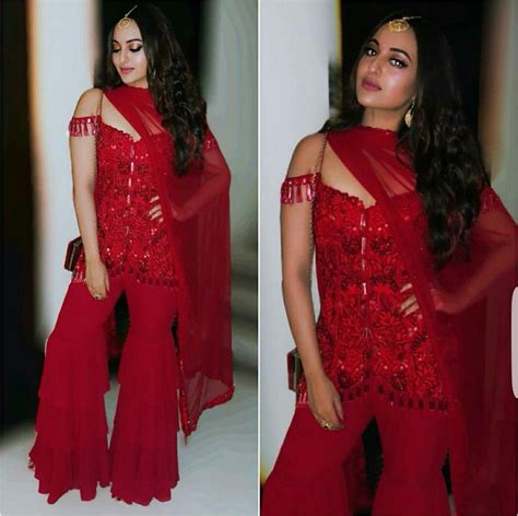 Sonakshi Sinha In Arpita Mehta Classy Wear Sonakshi Sinha Lovely Dresses Pakistani Celebrity
