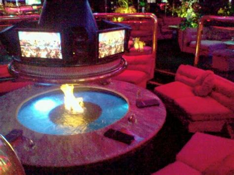 Fireside Lounge Picture Of The Peppermill Restaurant And Fireside