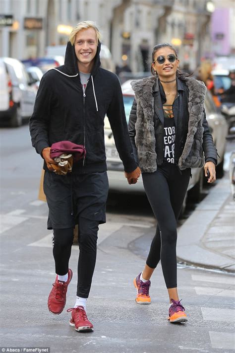 Kelly Gale Takes Stroll With Beau Johannes Jarl Ahead Of Victorias