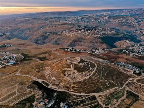 Israel Unveils Parts Of Herods Palace Buried By Judean King News