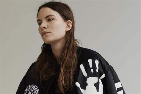 Eliot sumner was born on july 30, 1990 in pisa, tuscany, italy as eliot coco paulina sumner. 3 дочери рок-музыкантов, к которым ревновали и ревнуют фанатики - Rockets Music News