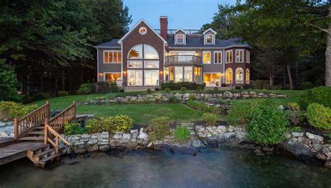 Mansion Monday Beautiful And Spacious Lakeside Home In Moultonborough