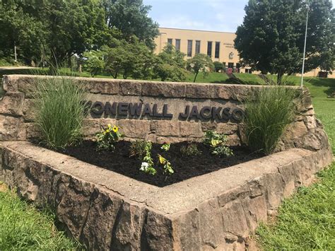 Stonewall Jackson name to come off West Virginia school - WOAY-TV