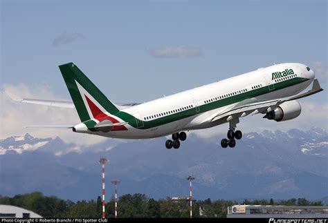 EI EJG Alitalia Airbus A330 202 Photo By Roberto Bianchi Piti Spotter