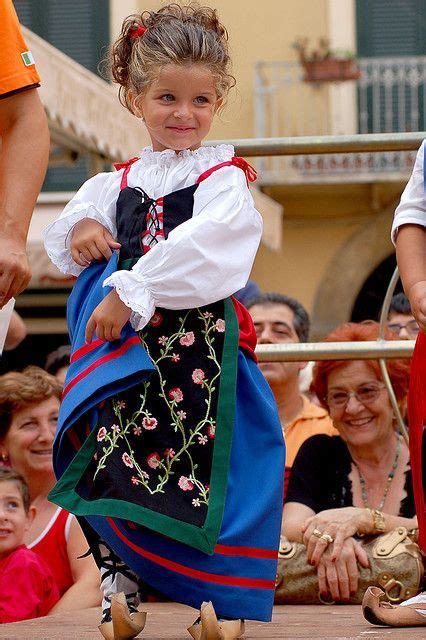 Piccola Ciociara Italian Traditional Dress Traditional Outfits