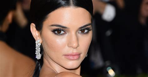 Kendall Jenner Just Launched A Teeth Whitening Pen Vogue Arabia