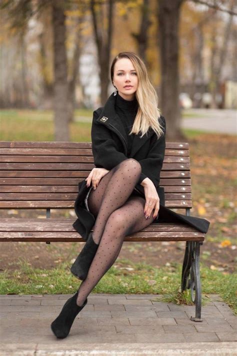 Girls With Long Legs Pics