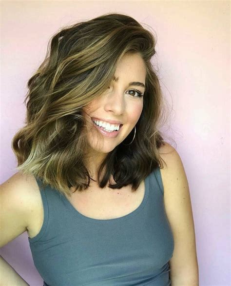 Top 9 Medium Short Haircuts For Women In 2019