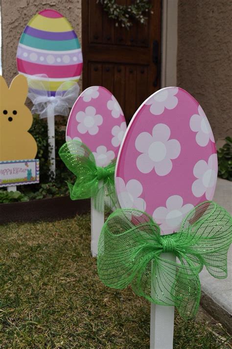 36 Fascinating Outdoor Easter Decorations Ideas To Make You Great Looks