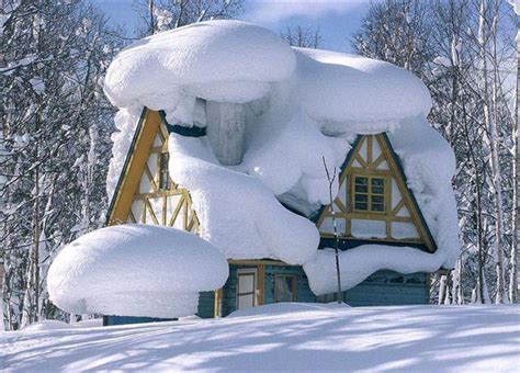Winter House Covered In Snow Photo On Sunsurfer