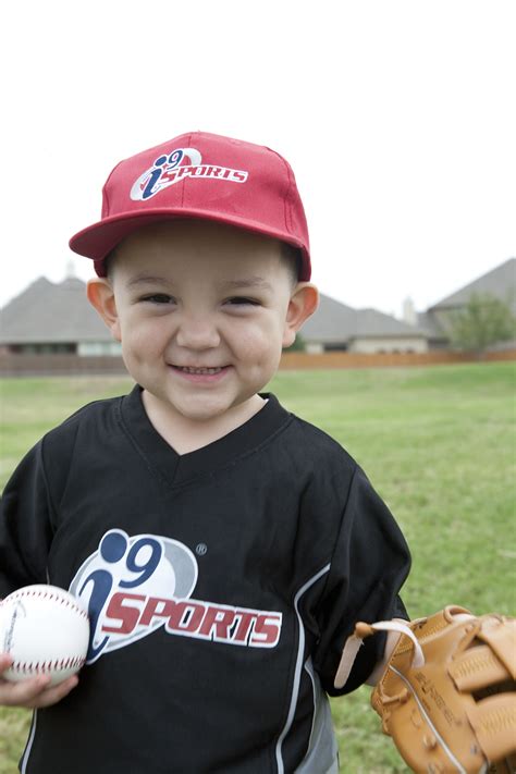 Fun Baseball Pictures Kids Sports Photography Ideas