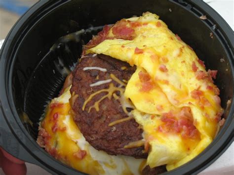 Sometimes a simple breakfast is the best and most fast food places that serve breakfast items have some kind of bacon, sausage, or egg dish. 10 Keto-Friendly Fast Food Options - Fast Food Menu Prices