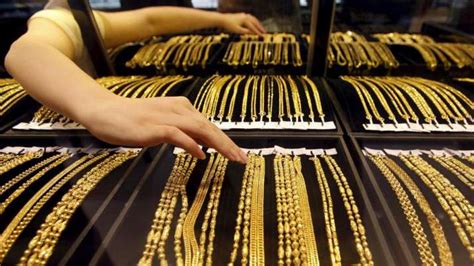 Historical data of today gold price in india for 24 karat gold given in rupees per 10 grams. Gold Price Today: Gold rises Rs 188, silver jumps Rs 342 ...