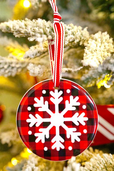 16 Easy Cricut Christmas Ornaments Projects Color Me Crafty