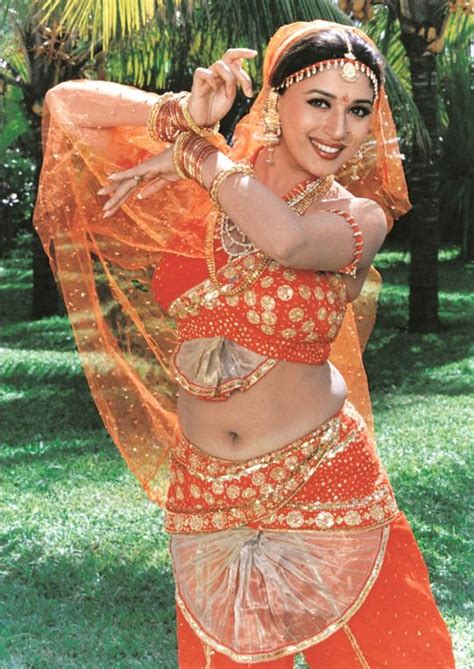 Retro Bollywood Madhuri Dixit Beautiful Bollywood Actress Madhuri Dixit Saree Madhuri Dixit