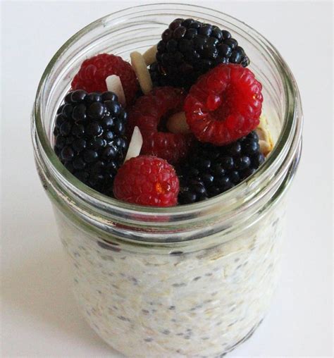 Overnight oats are less forgiving in their water ratio. Breakfast: Overnight Oats | Macro Meal Plan Recipes For ...