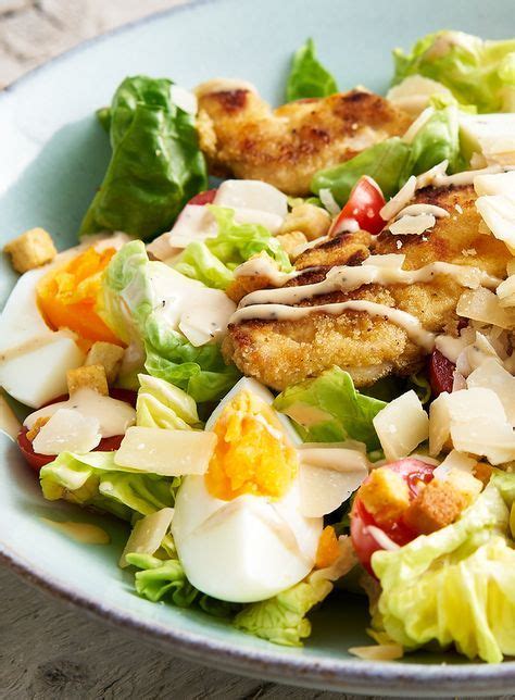 Salade César au poulet croustillant Salade césar au poulet Recette