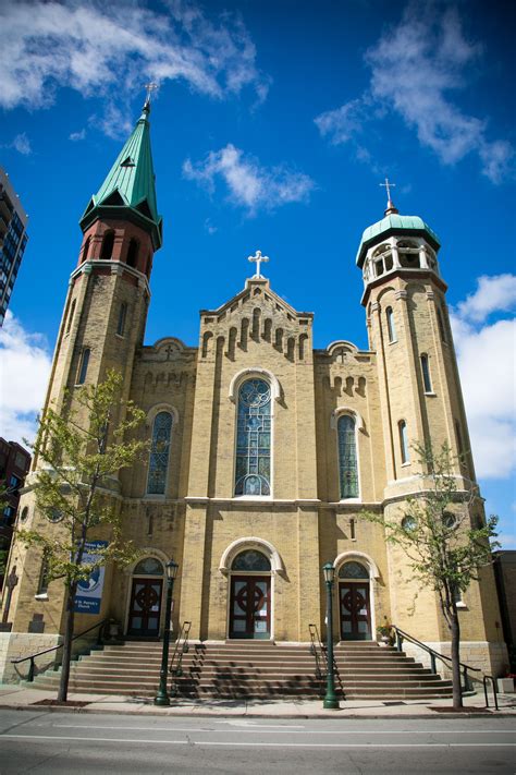 Последние твиты от cathedral gift shop (@metcathgiftshop). Old St. Patrick's Catholic Church in Chicago, Illinois