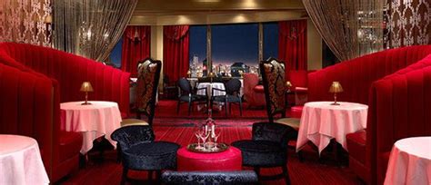 Harry Dentons Starlight Room Offers Delicious Drinks With A View Of