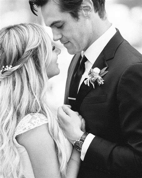 25 Throwback Celebrity Wedding Photos That Will Make You Believe In