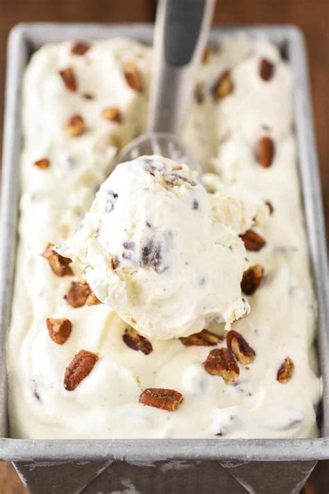 No Churn Butter Pecan Ice Cream Recipe Chisel And Fork
