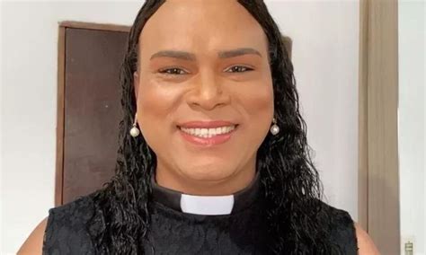 Alexya Salvador A Primeira Reverenda Travesti Da América Latina