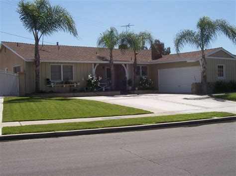 2238 E Sycamore St, Anaheim, CA 92806 - See Est. Value, Schools & More