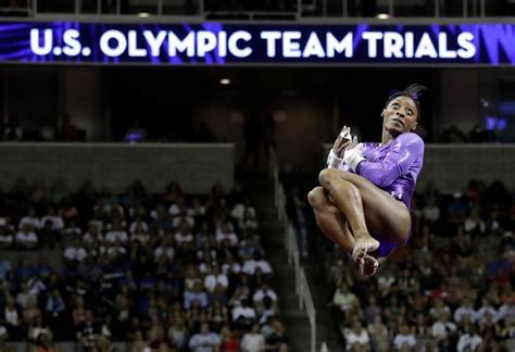 Simone Biles Leads At Olympic Gymnastic Trials Gabby Douglas Seventh After A Fall Orange