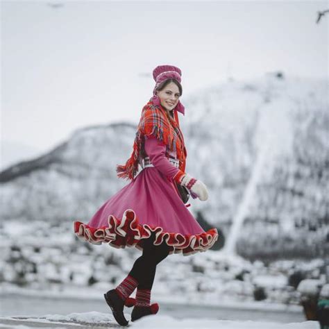 bunad the norwegian traditional costume