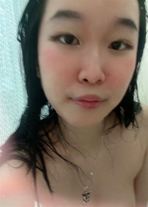 Hana On Twitter Hi From The Shower 3