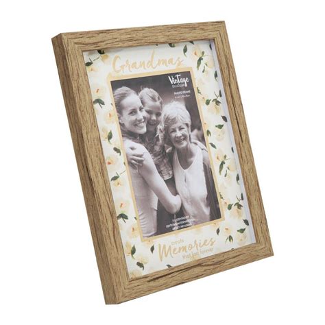 Vintage Boutique Grandmas Memories Wood Effect Photo Frame Ts