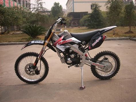 What up it's dirt bike for you kids. China 200CC Dirt Bike - China 200cc Dirt Bike, 4 Stroke ...