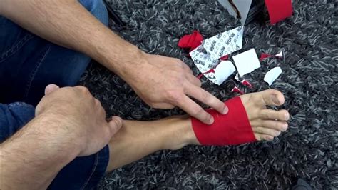 Mortons Neuroma Foot Pain Kinesio Taping Northern Soul Channel Youtube