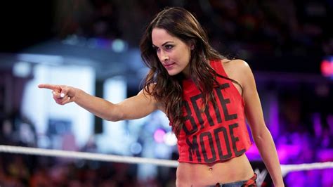 Wwe Brie Bella Drops Exit Hint After Daniel Bryans Retirement Wwe