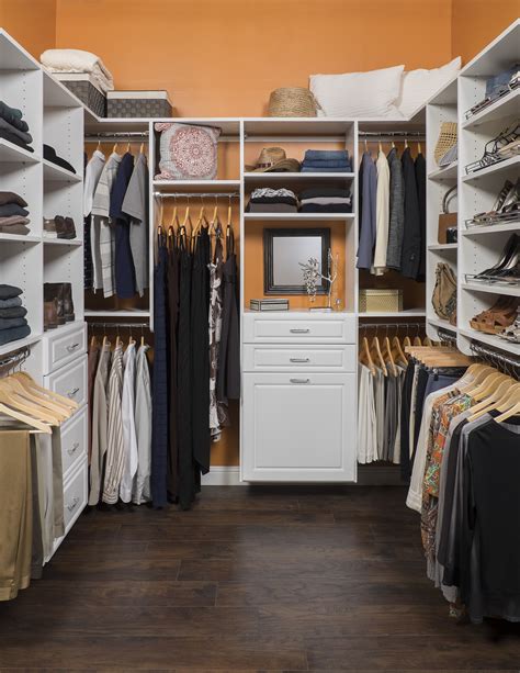 Walk In Closet Designs For A Master Bedroom F