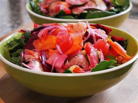 Easy Garden Salad Serious Time Saver Recipe Lottaveg