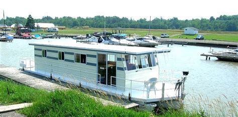 Houseboat Holidays Rentals 1000 Islands Gananoque Ontario East Canada