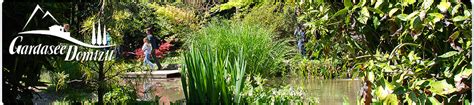 Sind sie schon einmal mit einem elektroboot gefahren? Botanischer Garten Andre Heller, Gardone-Riviera ...