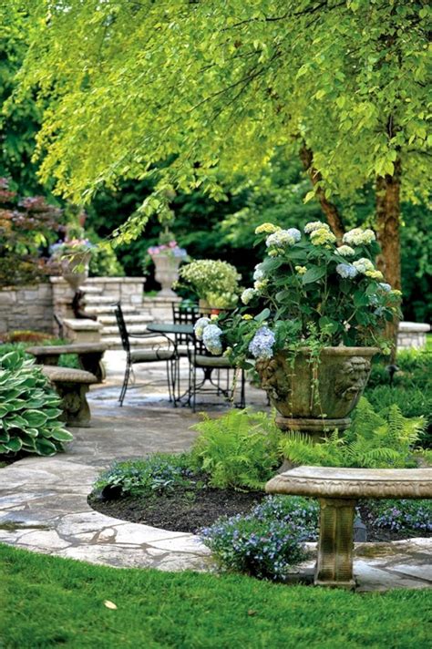 27 Incredible Shade Garden Sitting Area That Will Inspire Garden