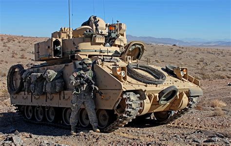 Researchers Focus On Reducing Weight Of Army Combat Vehicles Article