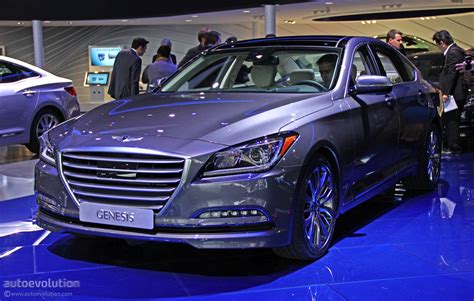 2015 Hyundai Genesis Luxury Sedan Revealed In Detroit Live Photos