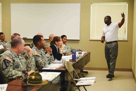 Resilience Training Instills Confidence In New Soldiers Article The United States Army