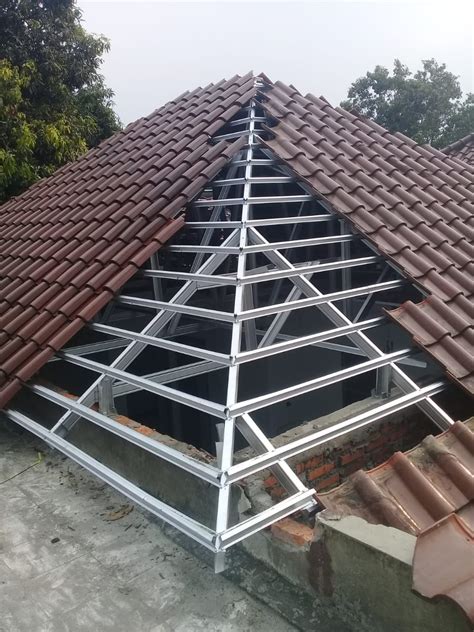 Mengganti Atap Rumah Dengan Baja Ringan Cek Bahan Bangunan