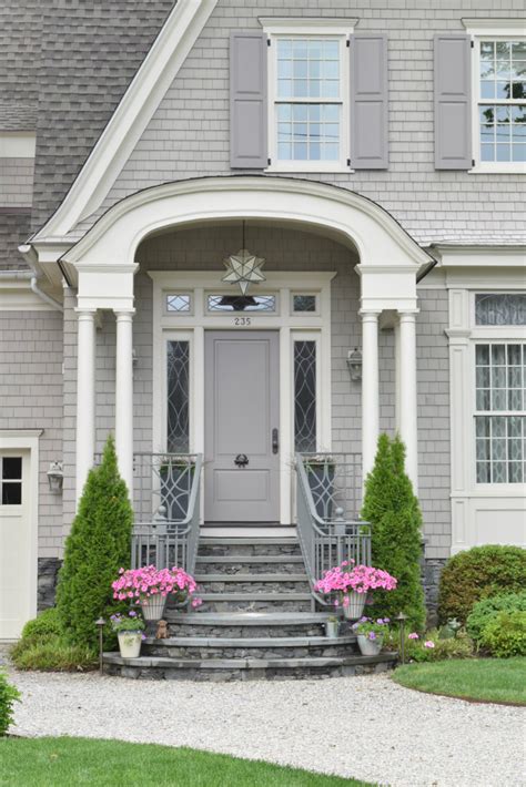 Exterior house painting color ideas |exterior paint color ideas for homes. New England Homes- Exterior Paint Color Ideas - Nesting ...
